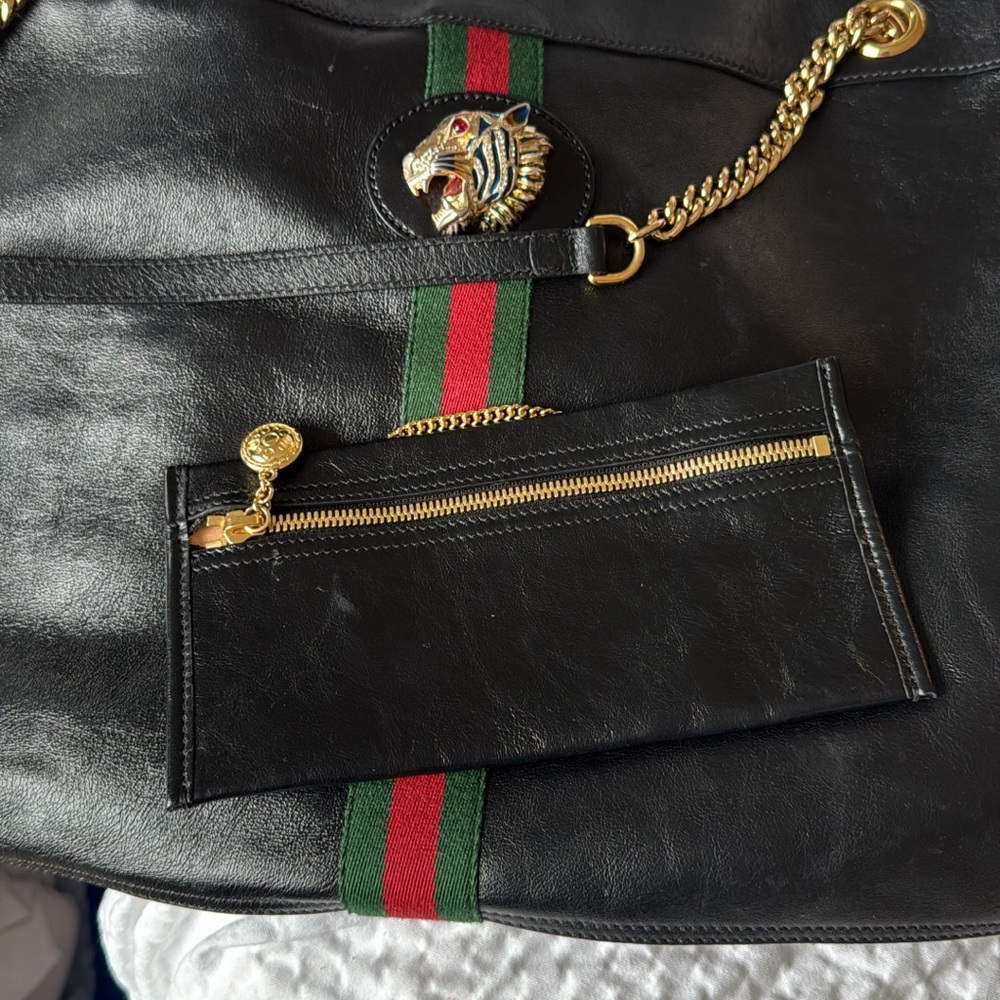 Gucci Black Leather Bag with Gold Chain and Tiger Detail